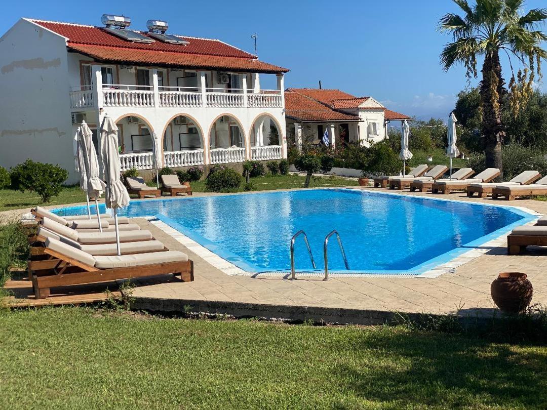 Stefanos Resort 梅松吉 外观 照片