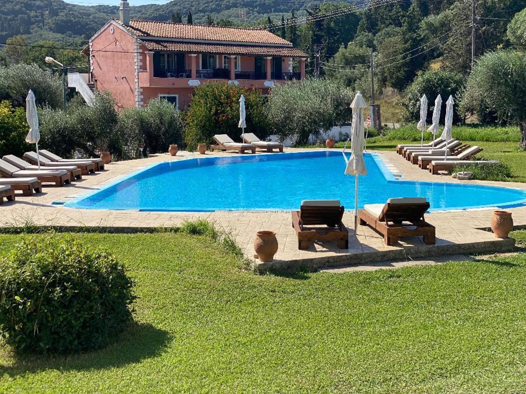 Stefanos Resort 梅松吉 外观 照片