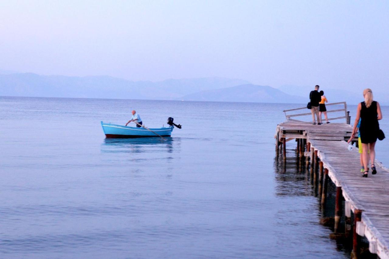 Stefanos Resort 梅松吉 外观 照片
